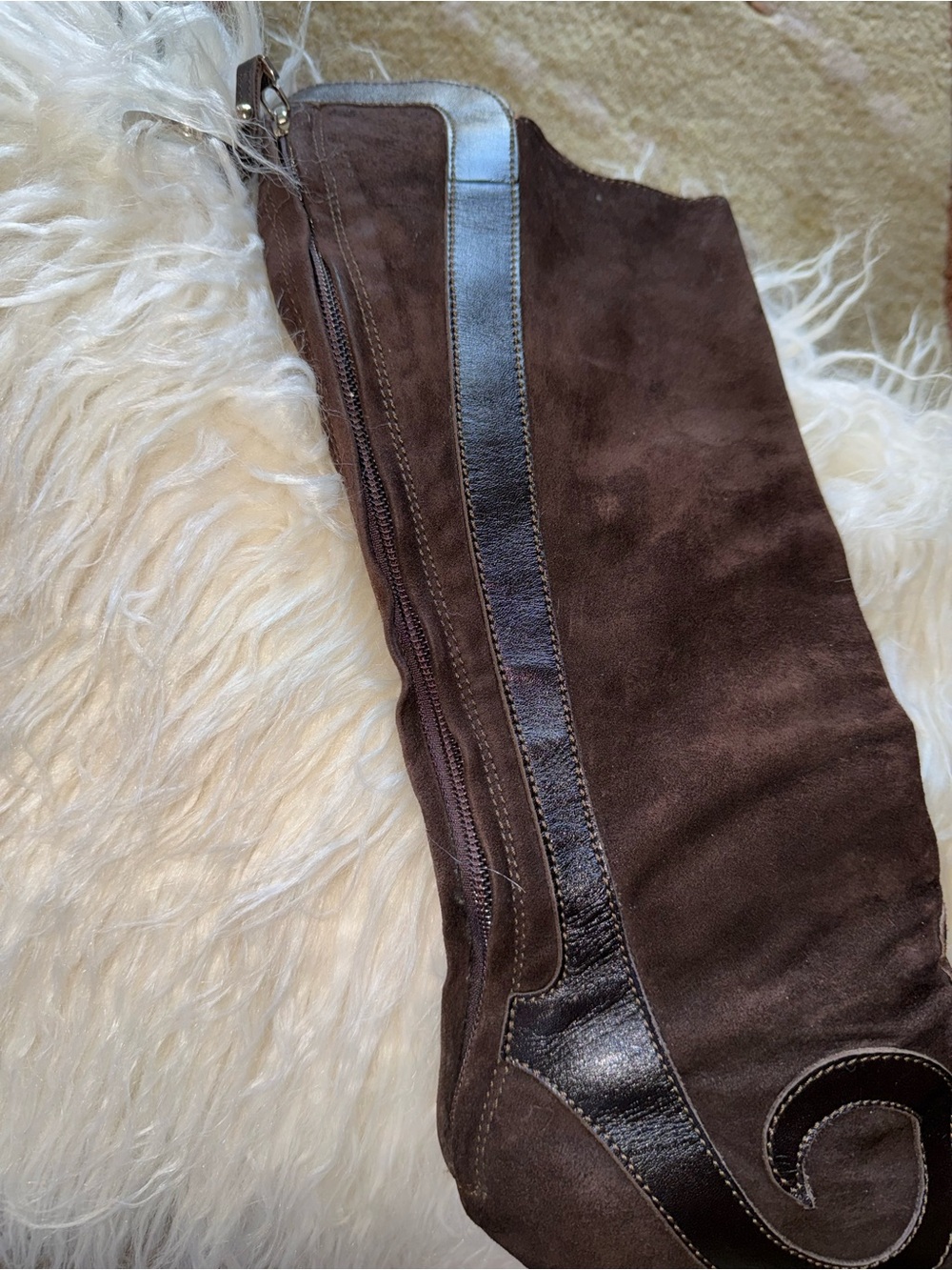 Fendi Dark Brown Suede Knee-High Stiletto Boots with enclosed zipper back - Picture 5 of 8